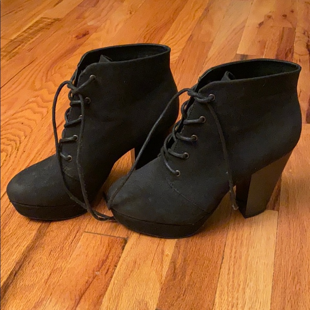 Mossimo Platform Heel Lace Up Booties